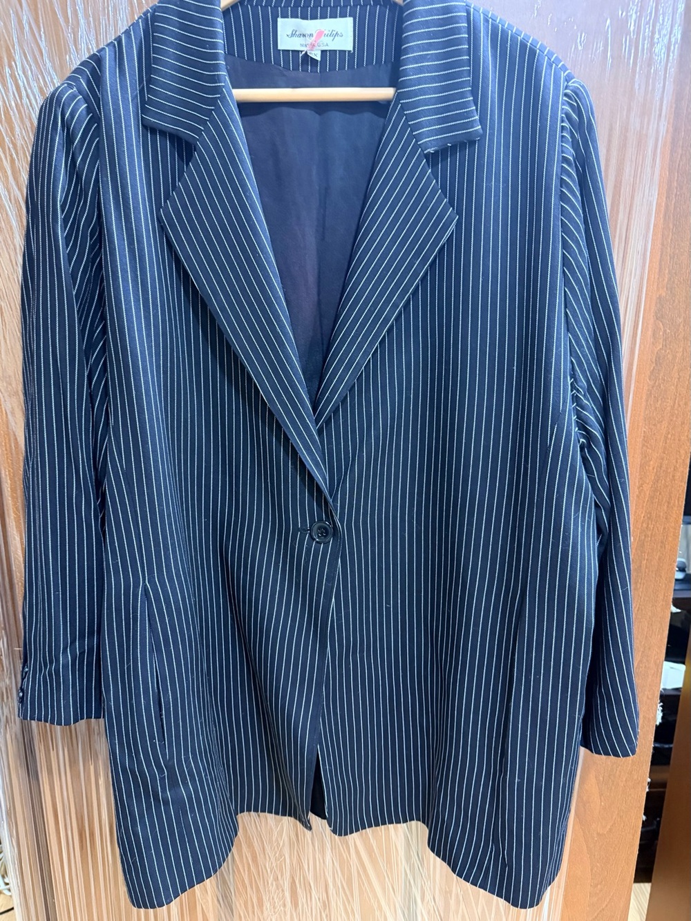 Stunning Pinstripe Blazer - Navy White by